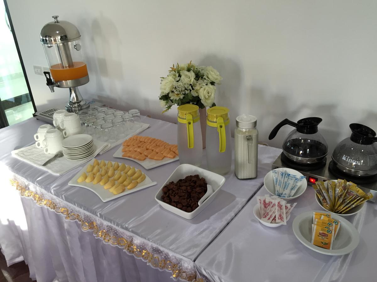 Modernbright Laemchabang Aparthotel Банг Ламунг Екстериор снимка
