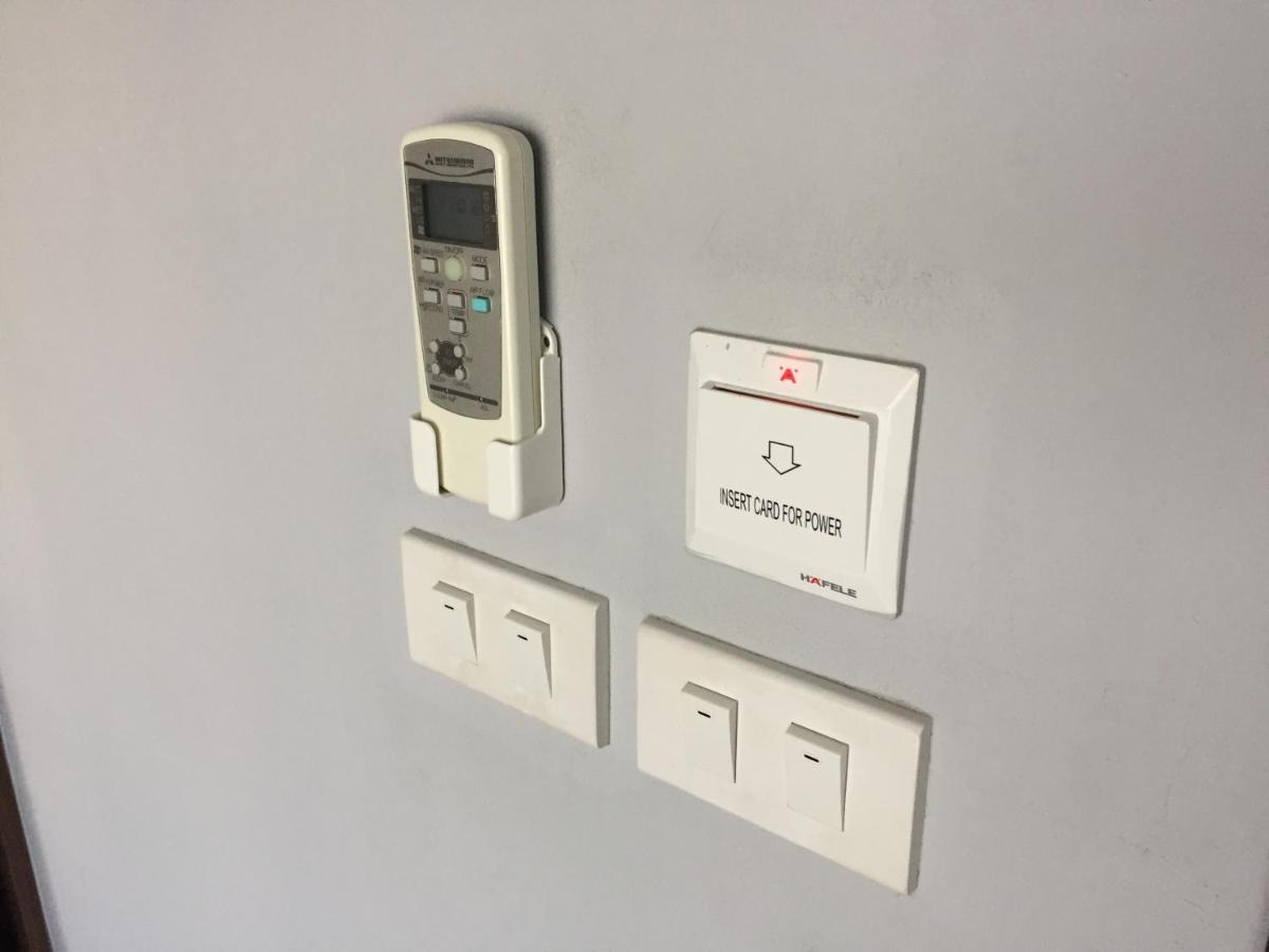 Modernbright Laemchabang Aparthotel Банг Ламунг Екстериор снимка